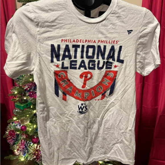Philadelphia Phillies National League Champions T-Shirt - Picture 1 of 3